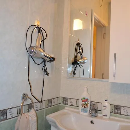 Appartamento Luxurious- Main Square ǀ Parking ǀ Wifi Skopje